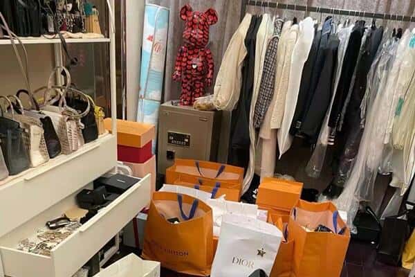 兴安盟科尔沁右翼前旗回收一线品牌衣服